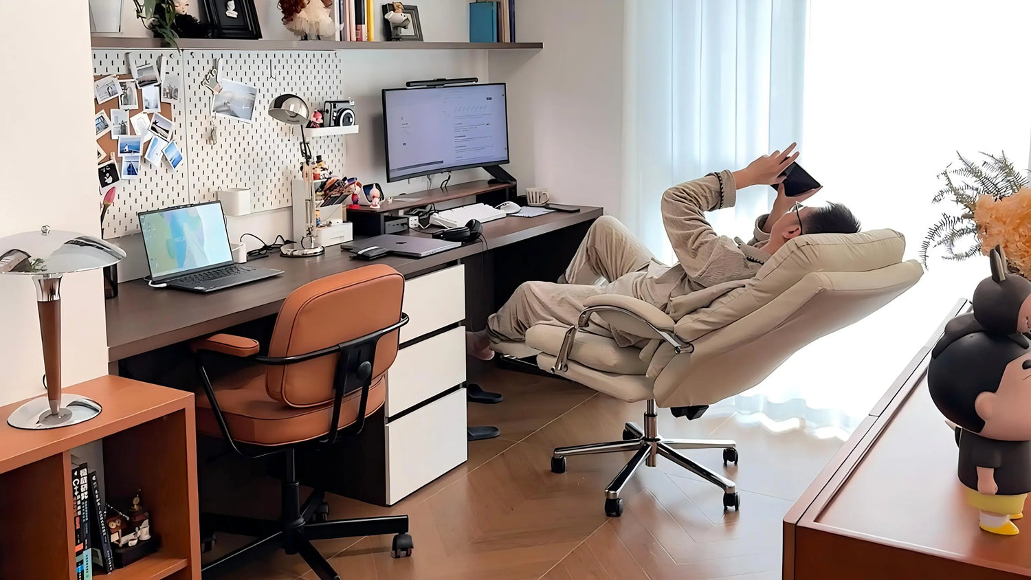 Office Chair with a Built-In Massager: Honest Reviews & Pros Cons 2026 - EMIAH Store