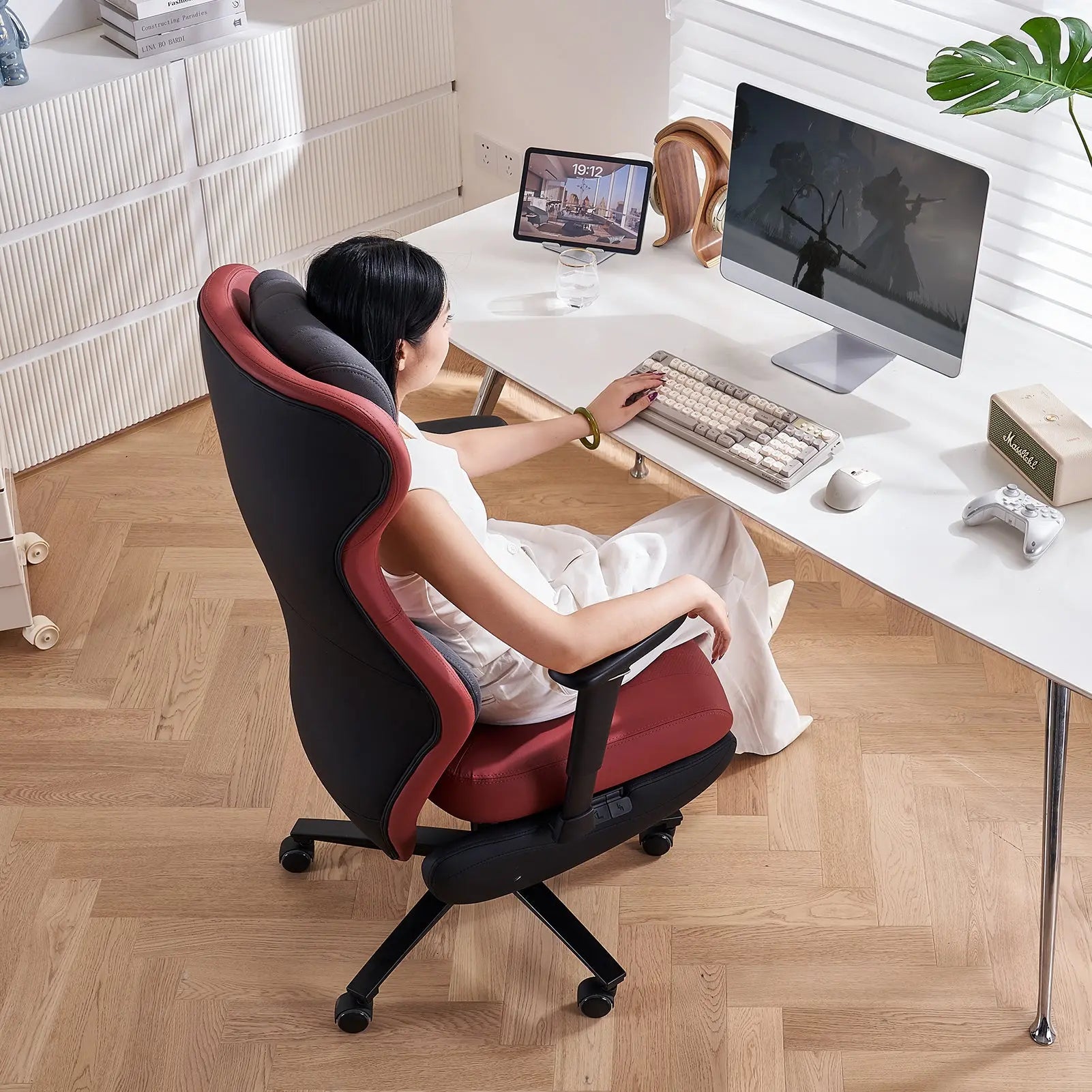 EMIAH GT100 Ergonomic Gaming Chair with Lumbar Support EMIAH