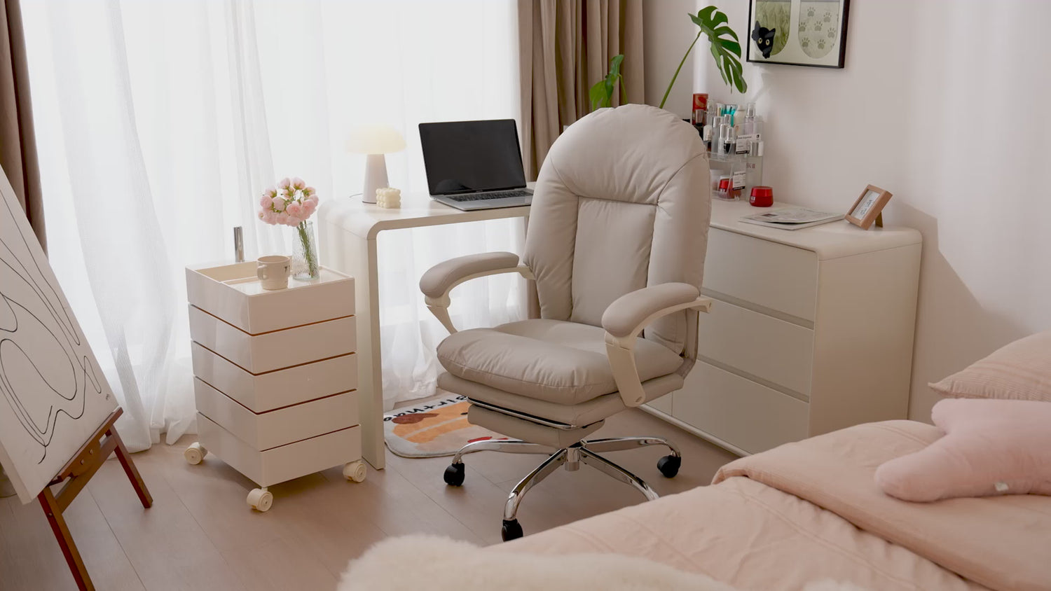 EMIAH C586 Ergonomischer, ultra-bequemer Bürostuhl mit Fußstütze 