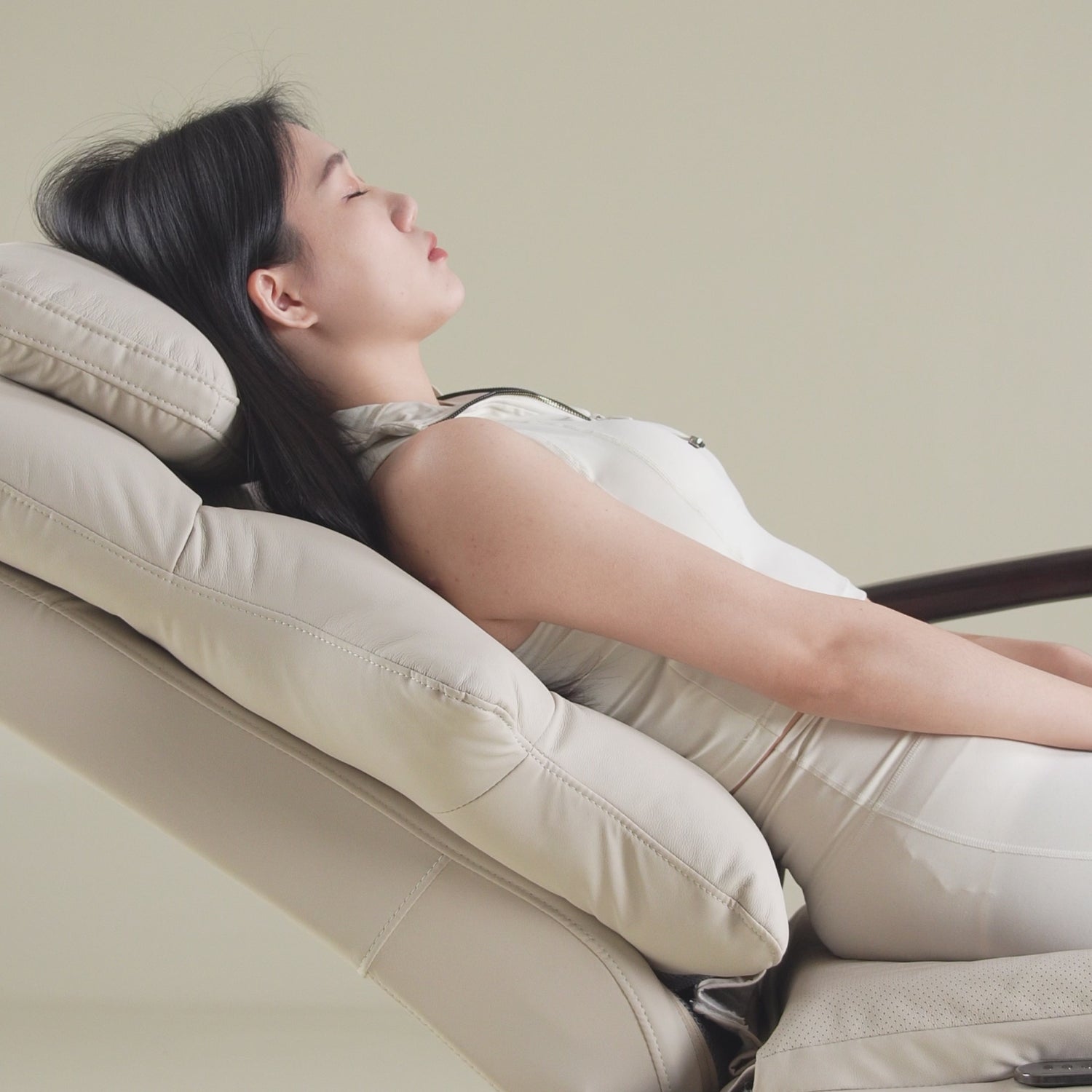 EMIAH Z655 Pro Electric Recliner